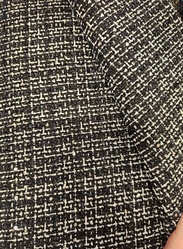 Luxe Bouclé Mantelstof Zwart & Crème met Pailletten – Middelzwaar | Elegante Jasjes & Mantels
