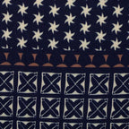 Viscose Webware met grafisch patroon in blauw en bordeaux