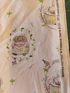 Beatrix Potter Quiltstof – per 10 cm - Stitch & Sew