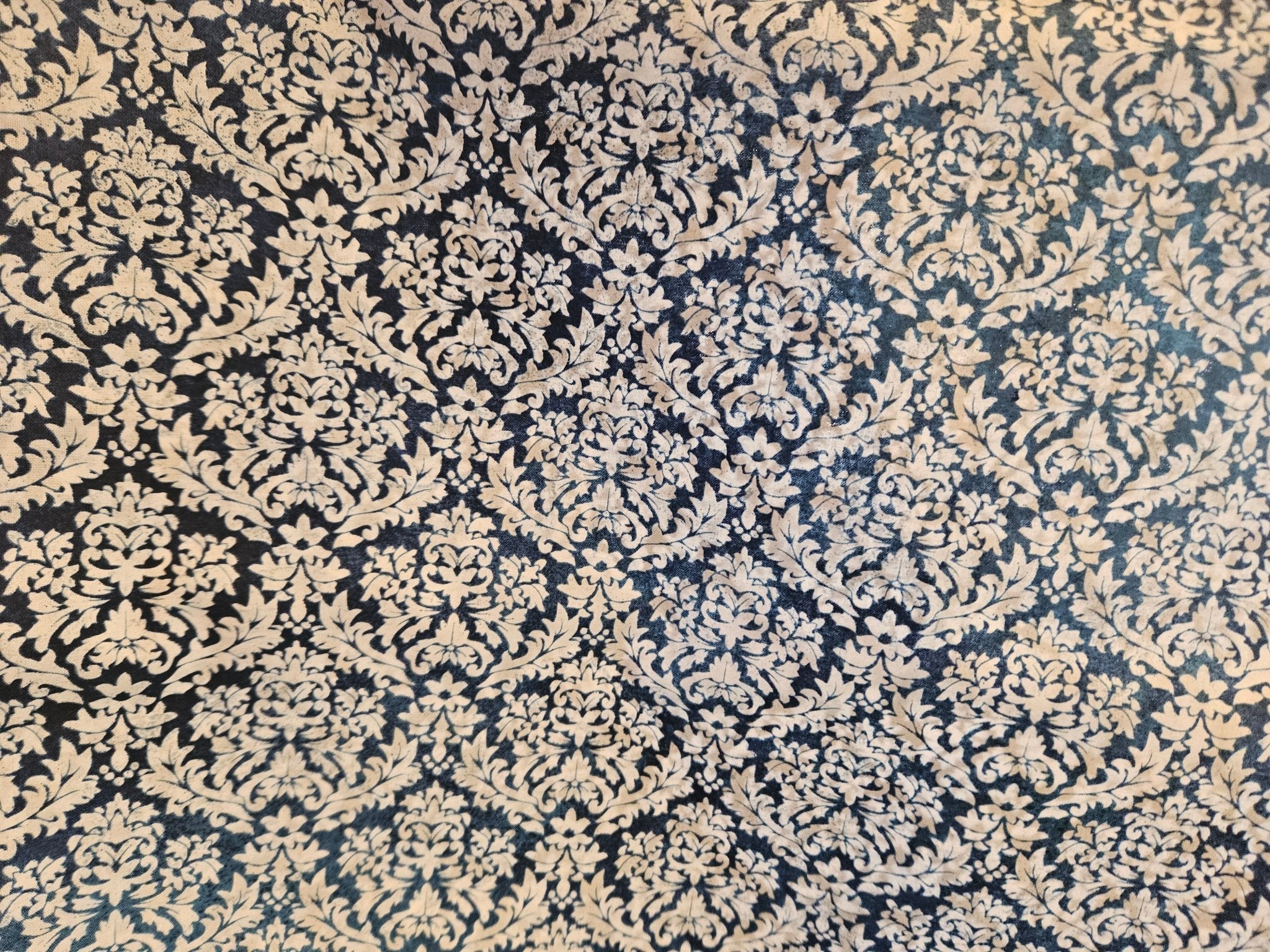 Damask Quilt Stof Blauw/Crème – Northcott - Stitch & Sew