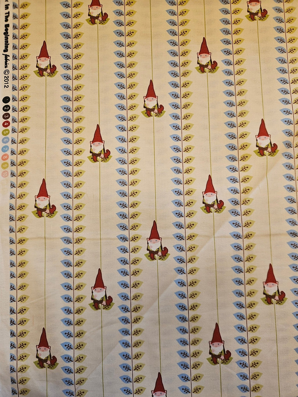 Gnomes & Gardens Quilt Stof - Stitch & Sew