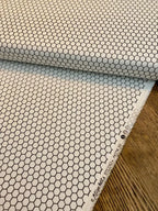 Quiltstof Chicken Wire White – Elizabeth's Studio 355