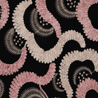 Chenille Embroidery Mocia zwarte stof met roze en witte chenille bogen en gouden sterrenbeelden borduurwerk