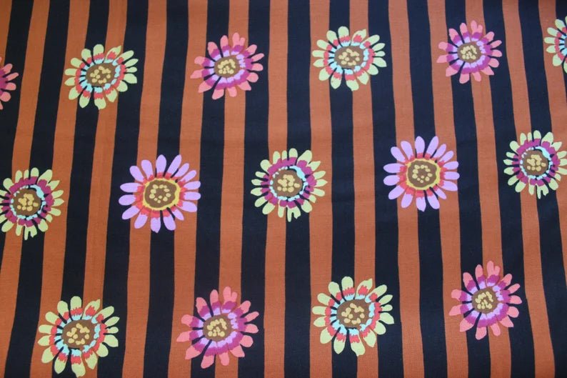 Kaffe Fassett Regency GreenFall – Quiltstof | Bruin - Stitch & Sew