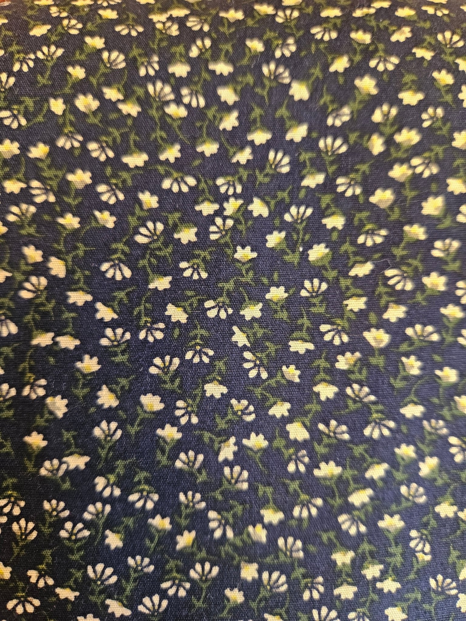 Katoen print - bloemenprint donkerblauw - Stitch & Sew