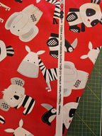 Kidz-C – Timeless Treasures Quilt Stof Rood - Stitch & Sew