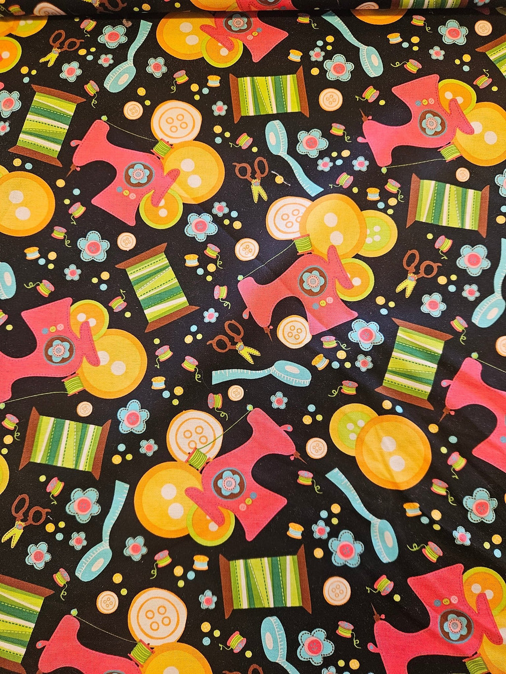 Quiltstof Naaiattributen Zwart – per 10 cm - Stitch & Sew