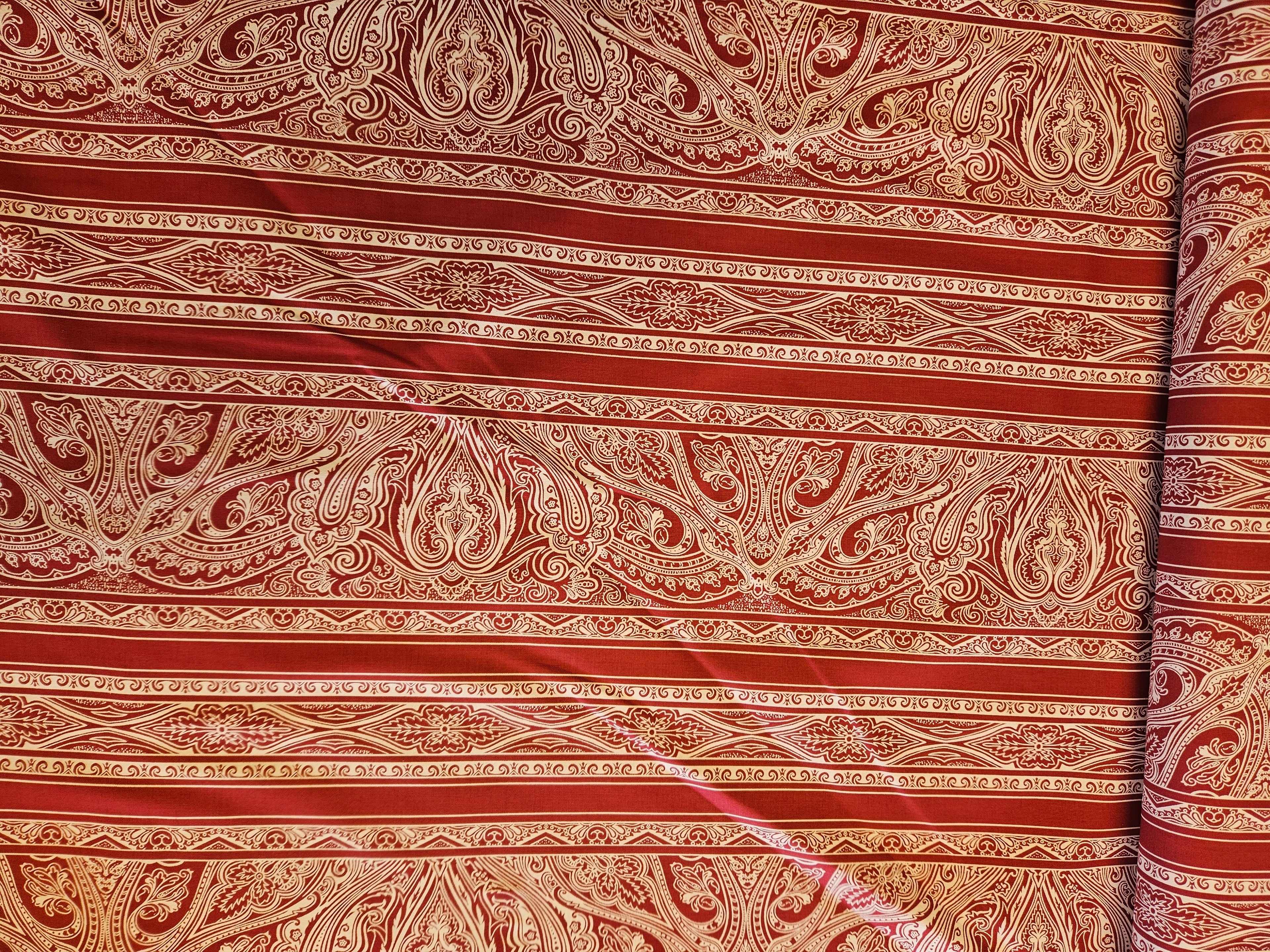 Monadhnoms Quiltstof Rood – Jinny Beyer voor RJR Fabrics (2012)