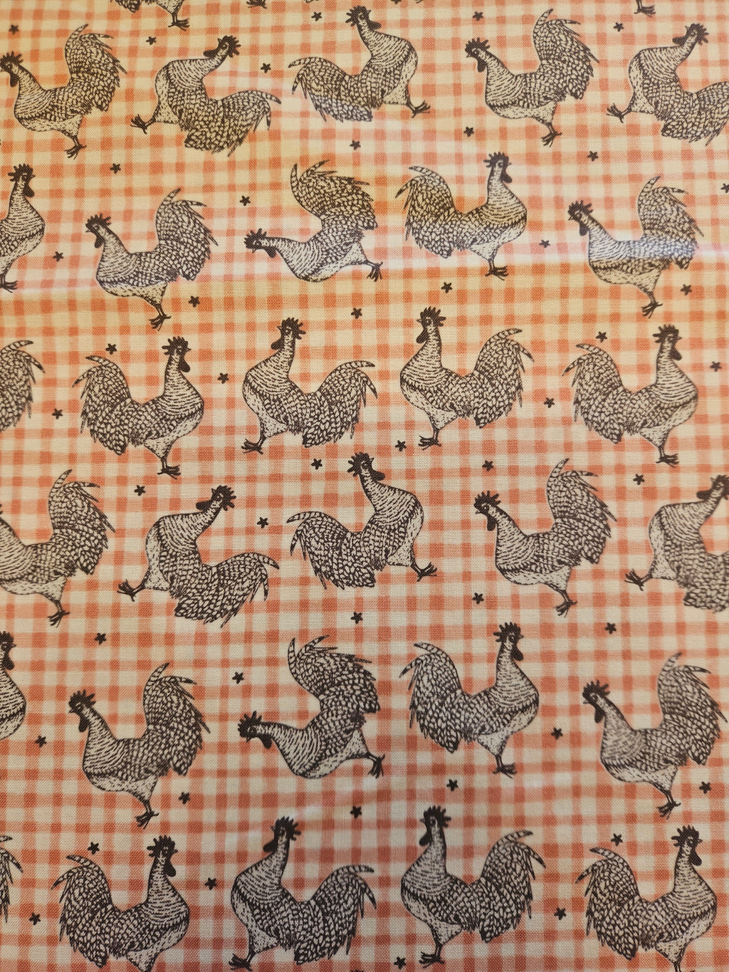 Quiltstof "Farm Fresh" – Kippen op roze ruit (Benartex)