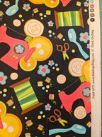 Quiltstof Naaiattributen Zwart – per 10 cm