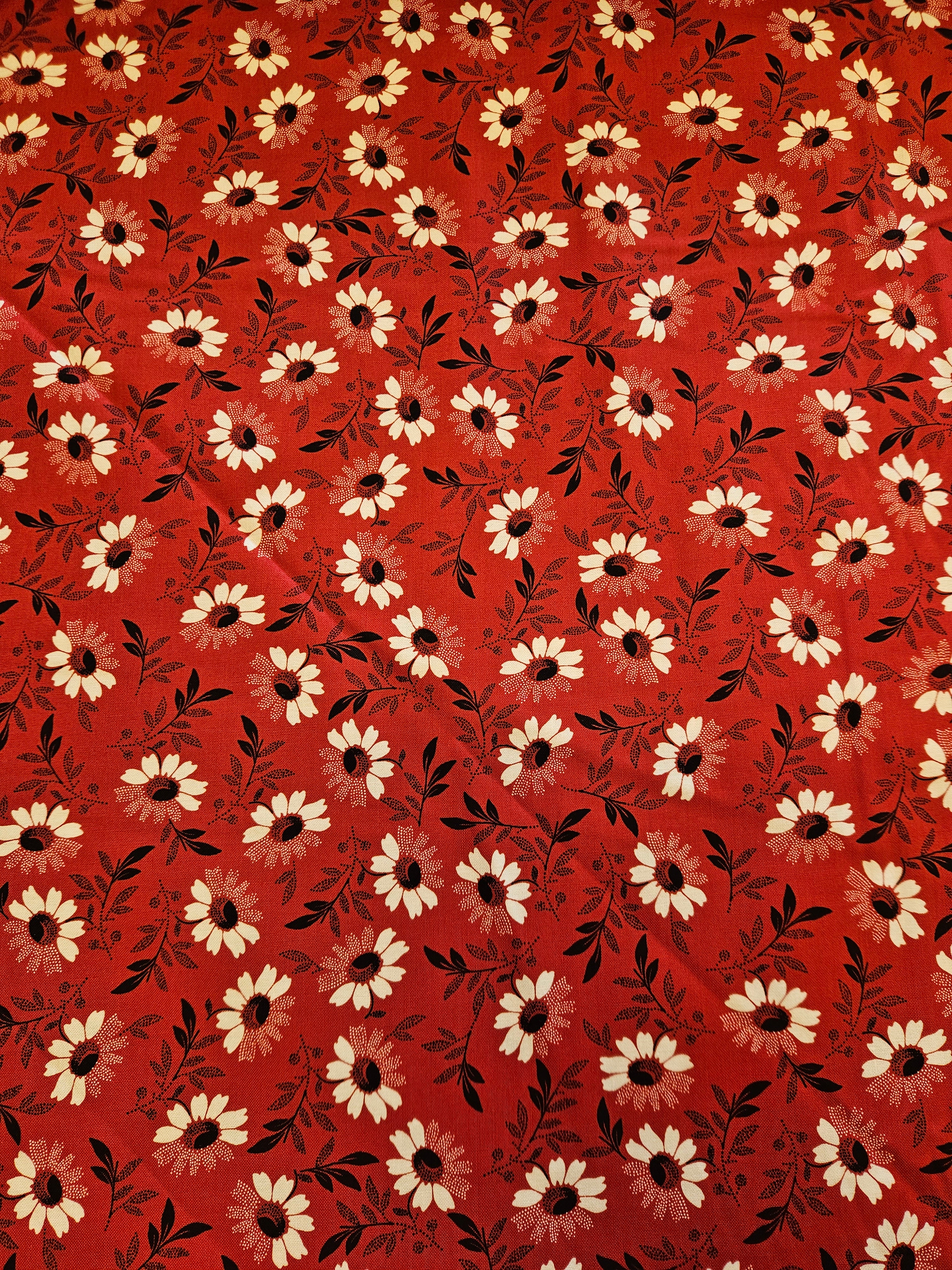 Sylvie Quiltstof Rood – Whistler Studios voor Windham Fabrics (Pattern #42233)