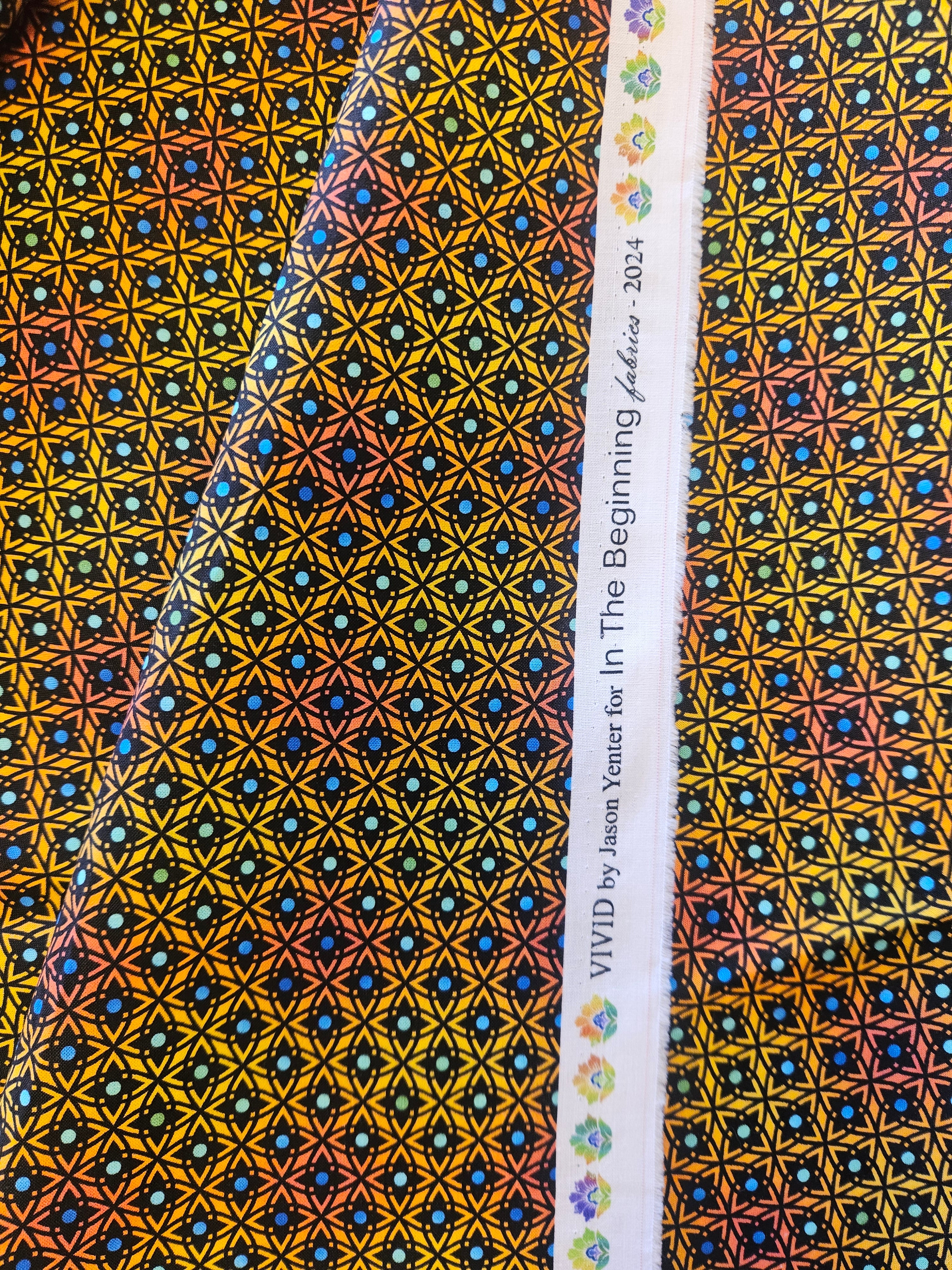 VIVID Quiltstof – Jason Yenter for In The Beginning Fabrics