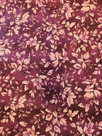 Aubergine - Debbie Beaves for Maywood Studio | Quiltstof bladeren paars