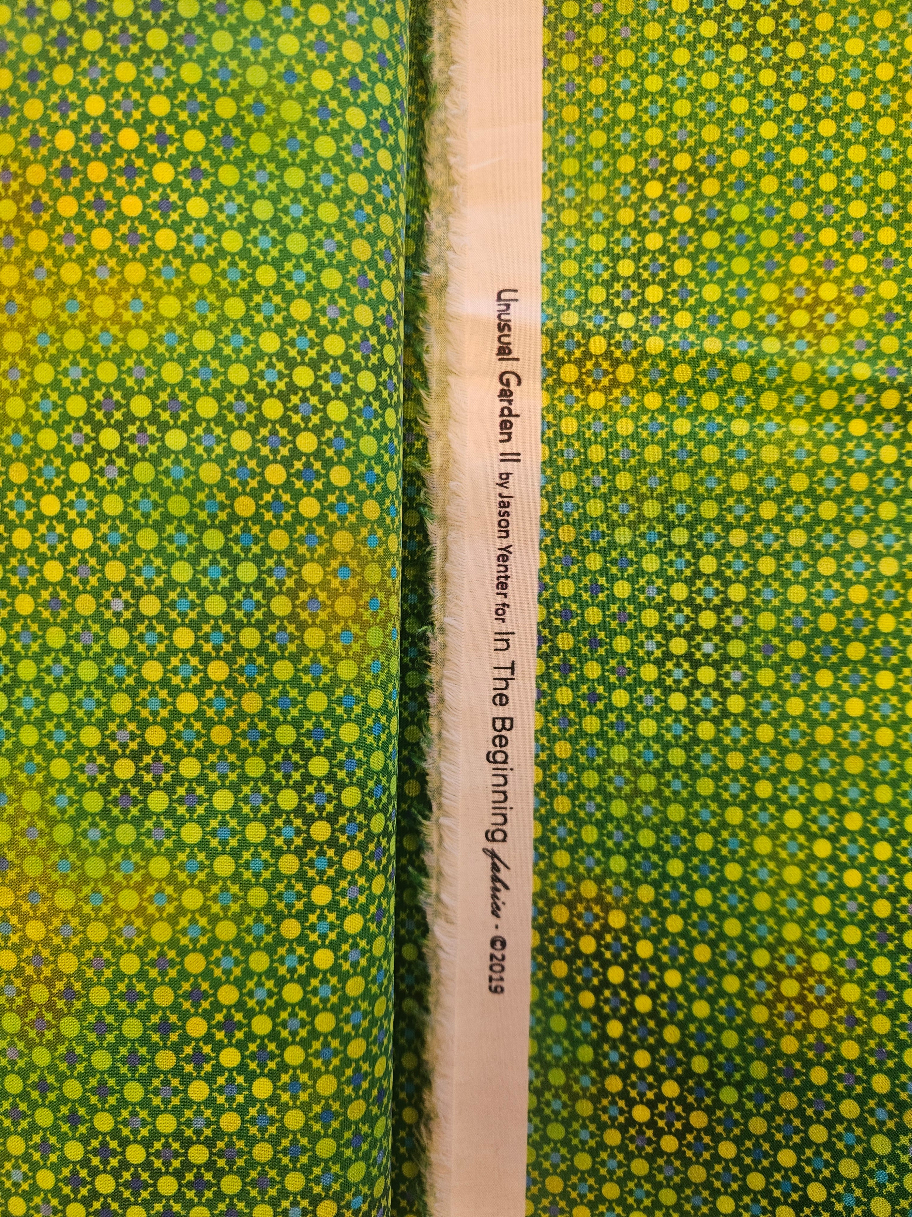 Unusual Garden II – In The Beginning Fabrics | Groen