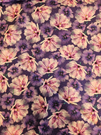 QT Fabrics | Quiltstof paars bloemen