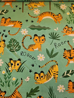 Roar – Tijgers Quiltstof | Ink & Arrow voor QT Fabrics