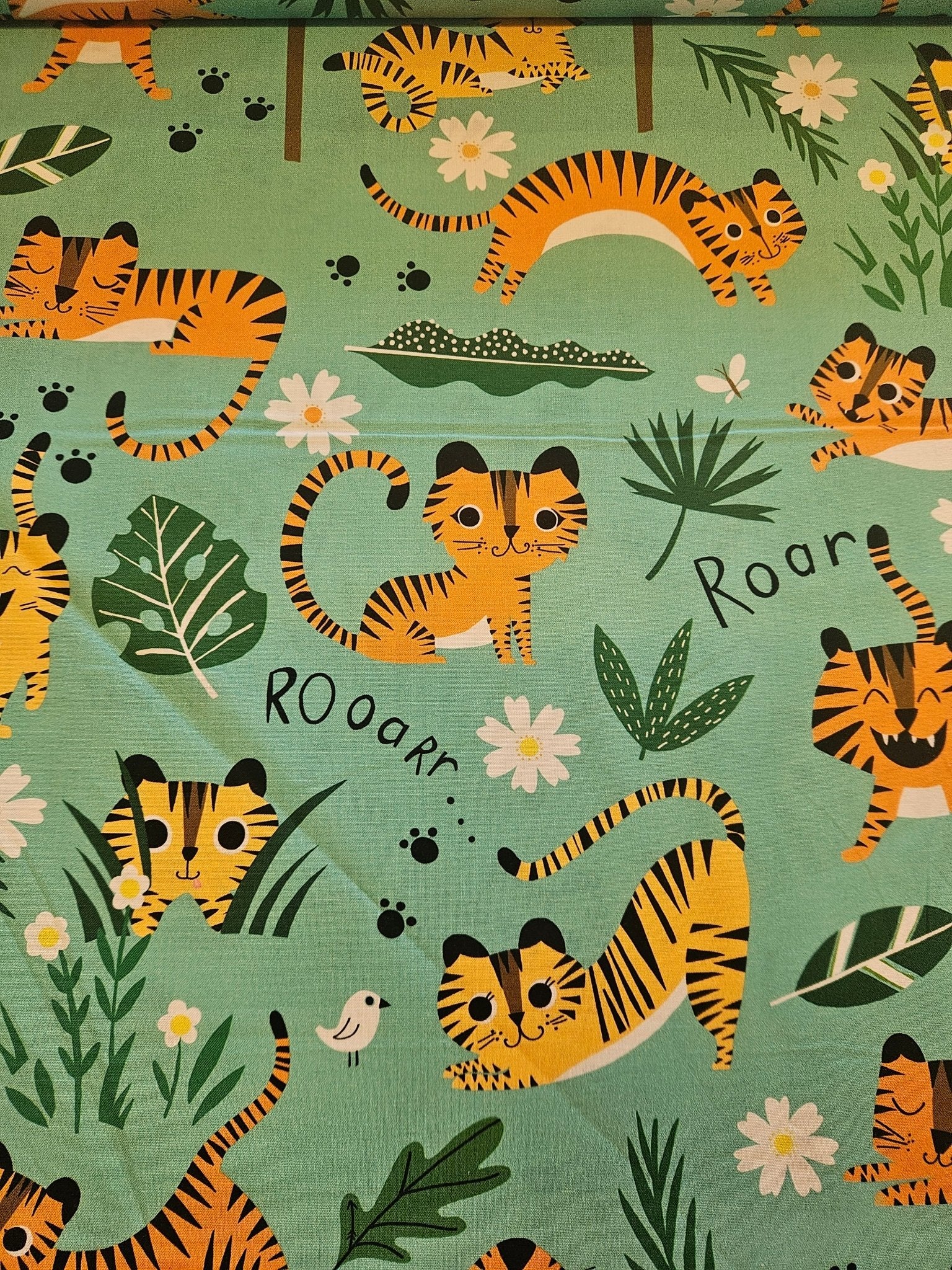 Roar – Tijgers Quiltstof | Ink & Arrow voor QT Fabrics - Stitch & Sew